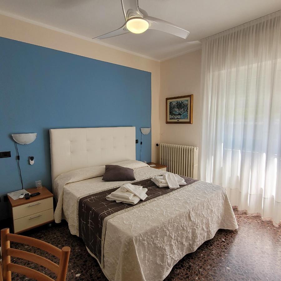Hotel Bellavista Meuble Монте Изола Екстериор снимка