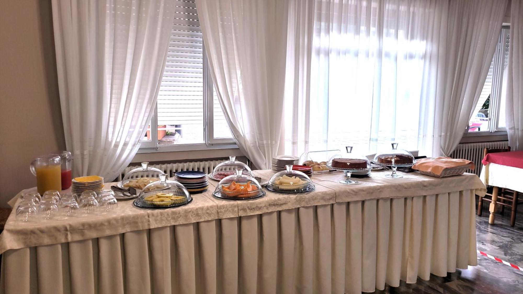 Hotel Bellavista Meuble Монте Изола Екстериор снимка