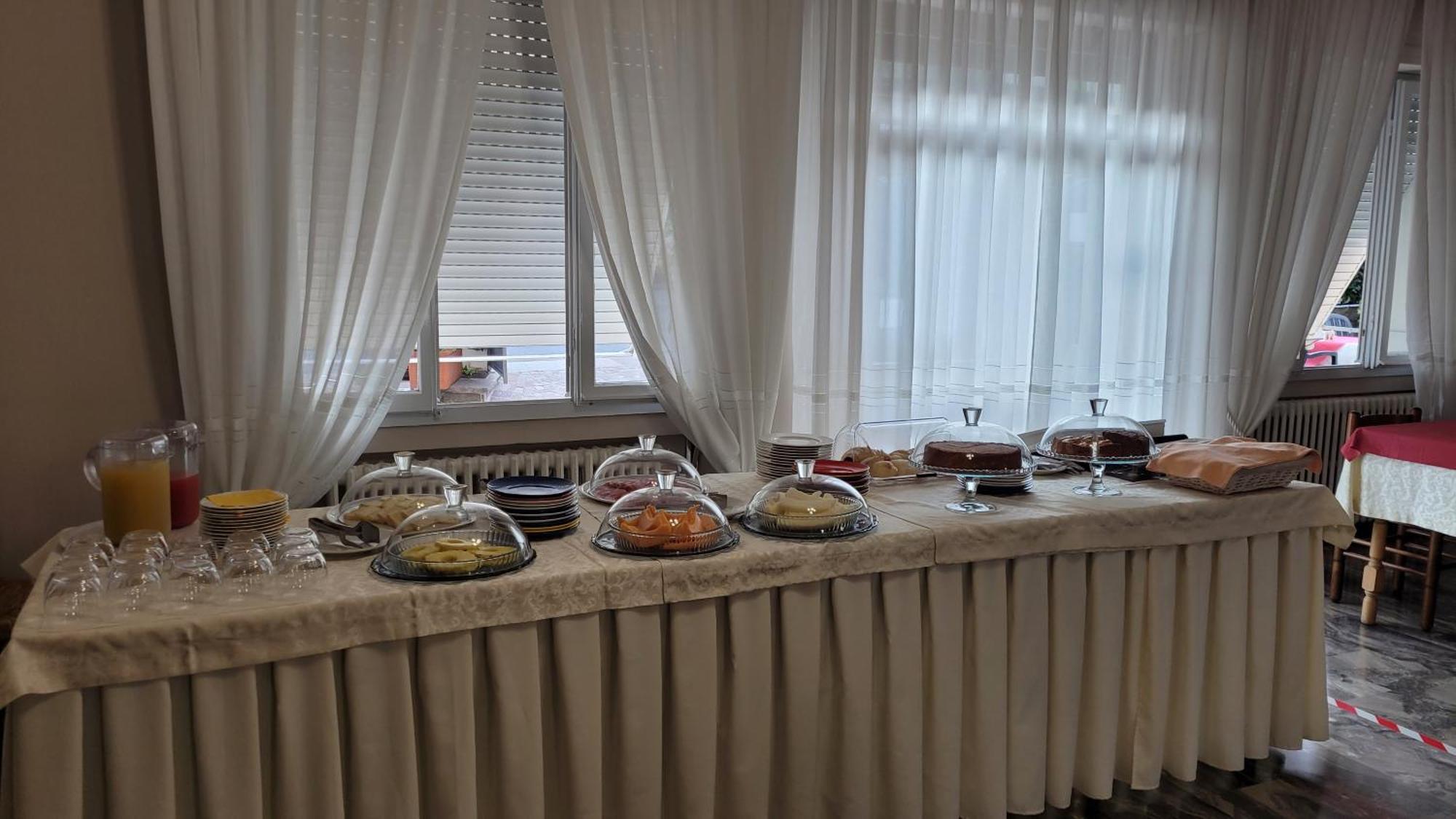 Hotel Bellavista Meuble Монте Изола Екстериор снимка