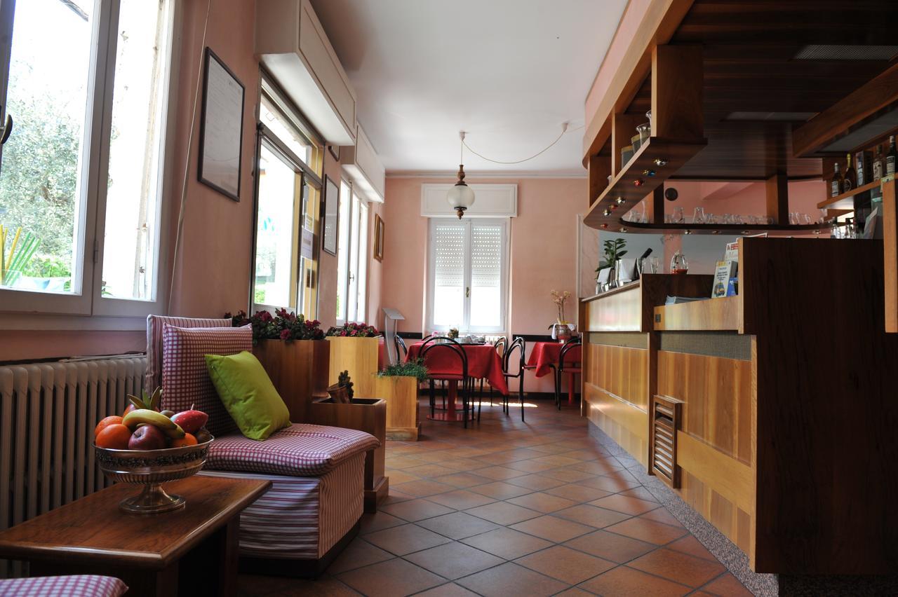 Hotel Bellavista Meuble Монте Изола Екстериор снимка